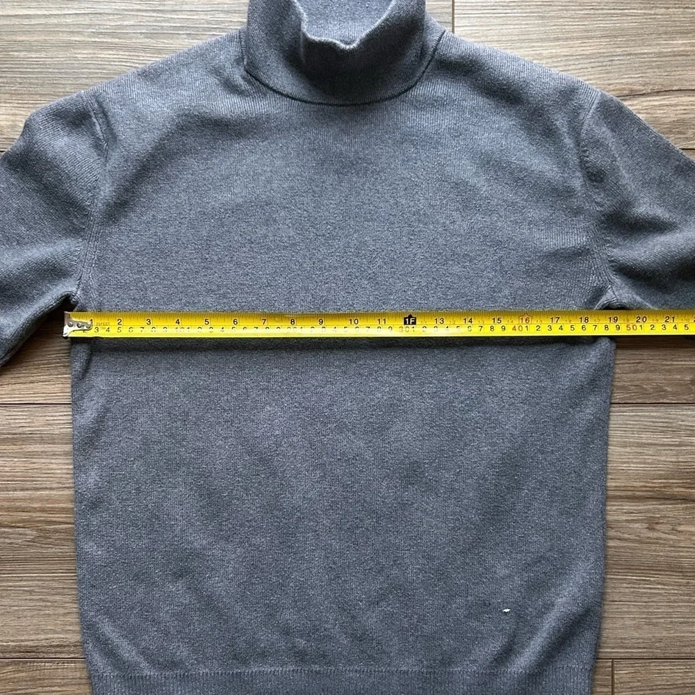 Banana Republic | Supima Cotton Mock Turtleneck in Dark Grey (Small)